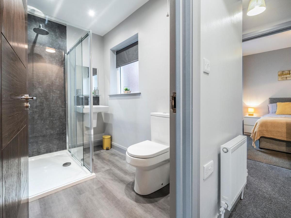 Pass The Keys Lovely 1Br Apt In No 1 Location With Top Amenities Belfast Exterior photo